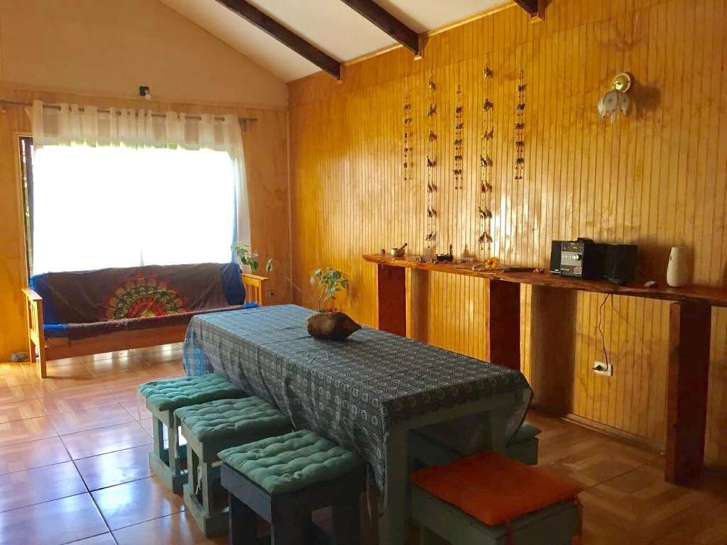 Hostal Marari Hanga Roa Exteriör bild